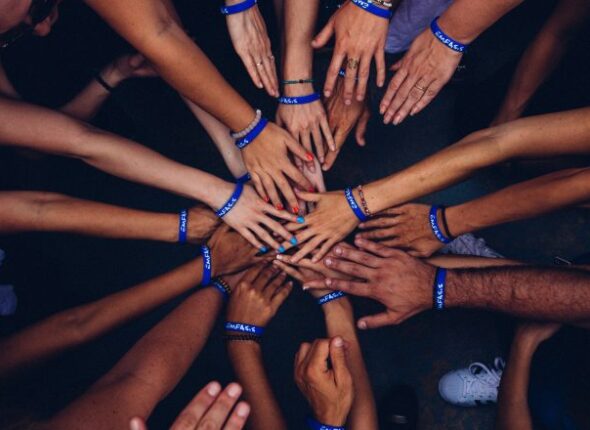 hands-together-870x440